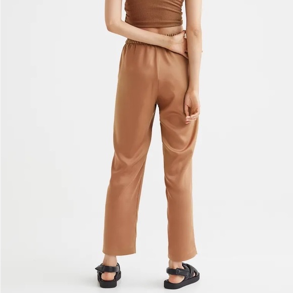 H&M Pull-on Lyocell-blend Trousers - Picture 5 of 5